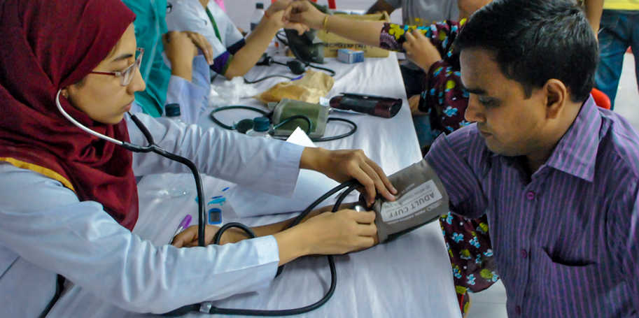 OMS: El gasto mundial en salud crece pero se necesita más dinero para la atención primaria