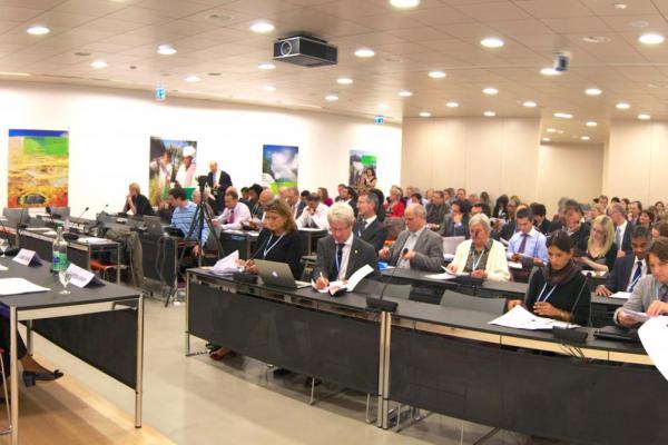 public://news/02_b_WHA_NCDA_side_event.jpg